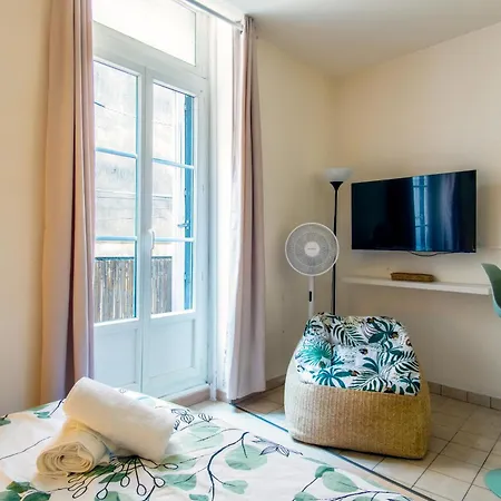 Appartement Deluxe - Climatise - Wifi - Tv Connectee - Parking 1mn A Pied *